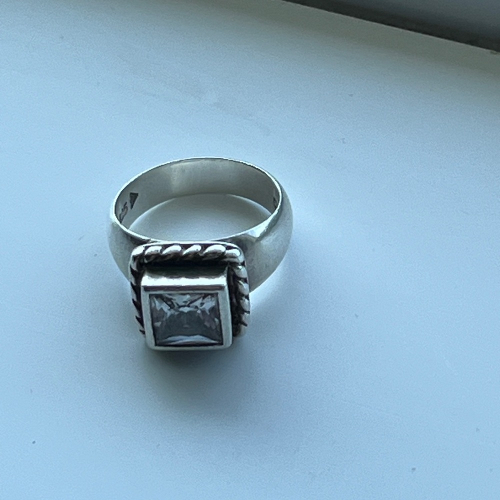 Silpada Elizabeth 925 Sterling Silver CZ Square Cubic Zirconia Ring Size 6.5